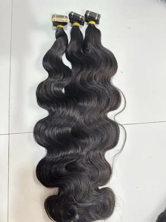 Natural black 1B hair